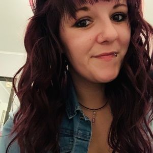 Meet your Posher, Nicole